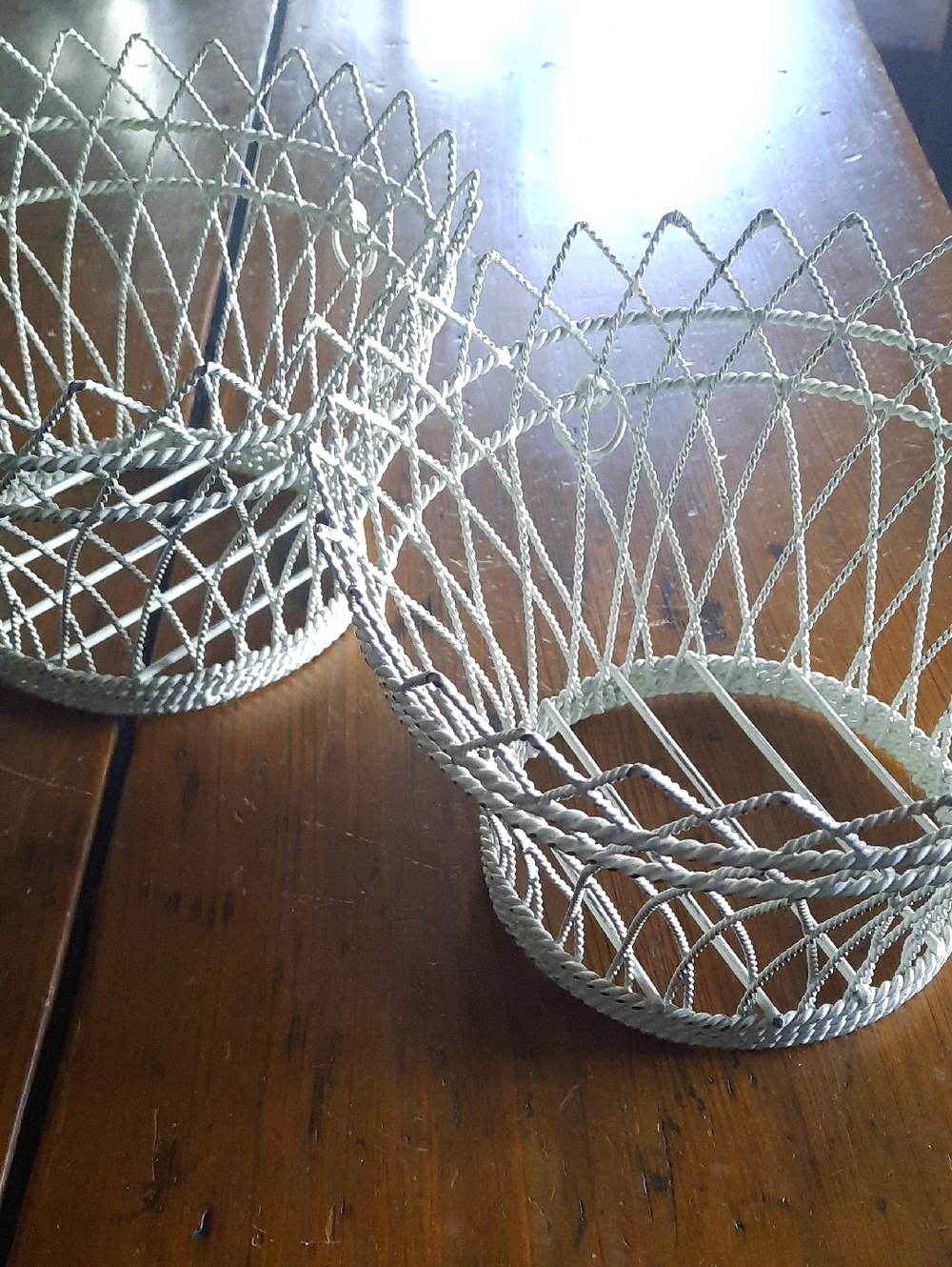 Rustic Painted Wire Decorative Basket Set 2 Home Accents Unique Design